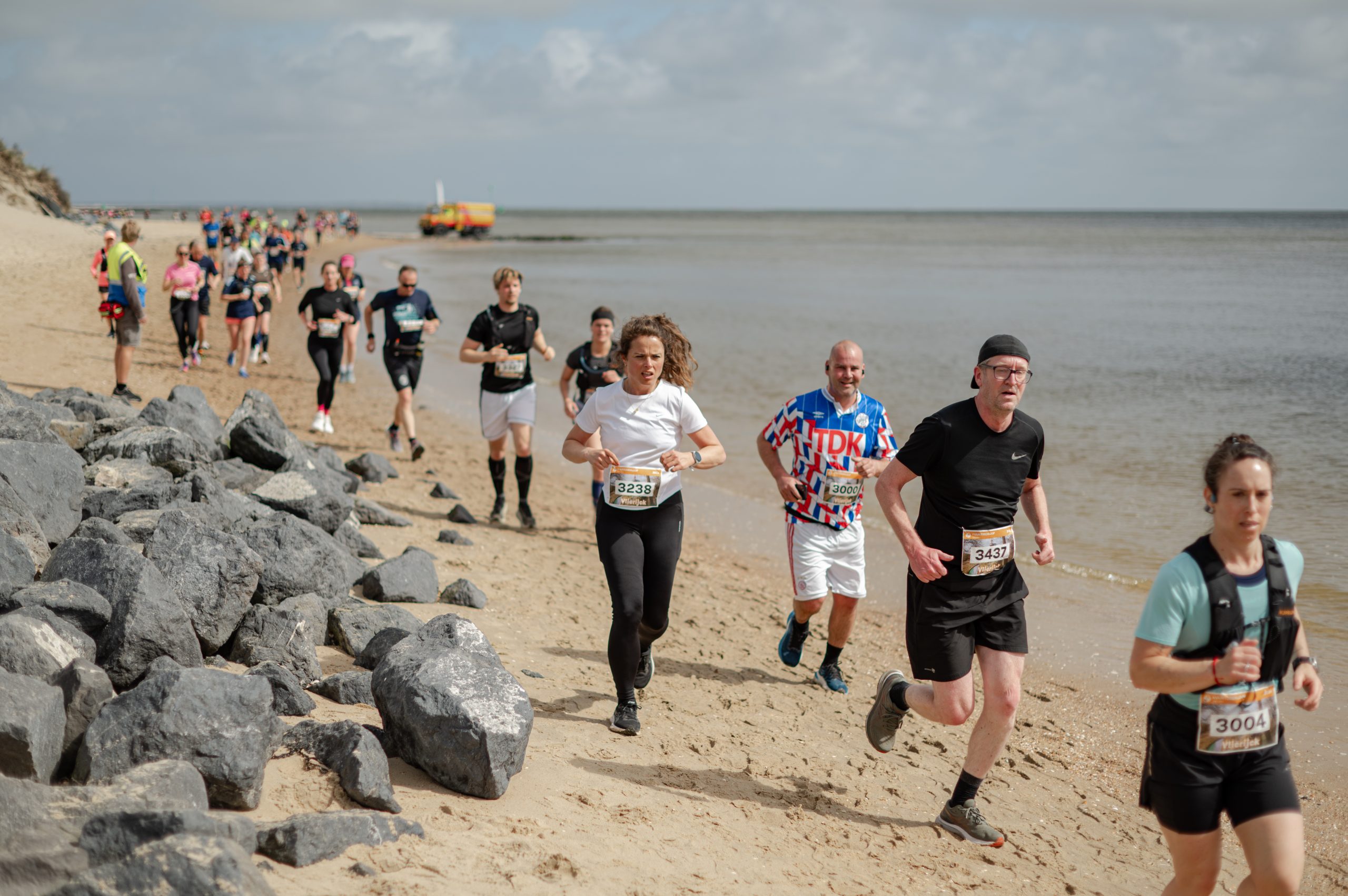 Participants in the Vuurtorenloop on Vlieland